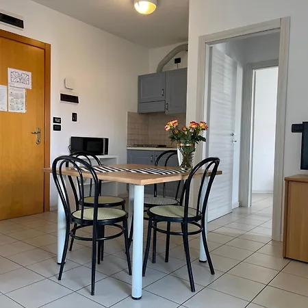 Lejlighedshotel Azzurra 3*