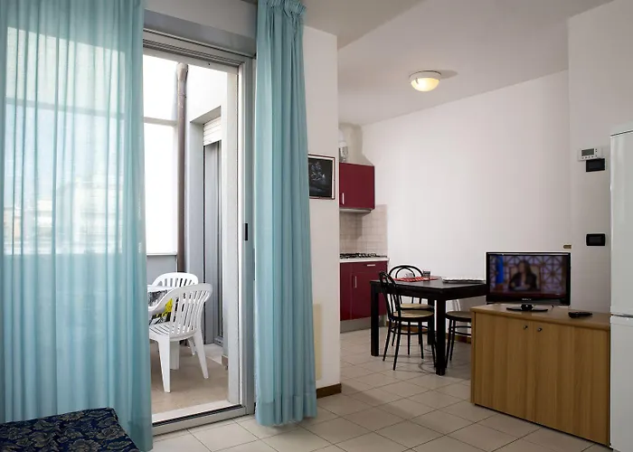Azzurra Apart Otel