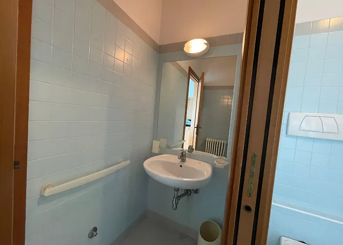 Azzurra Apart Otel