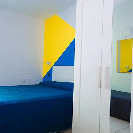 Azzurra شقة فندقية