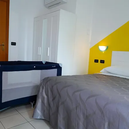 Azzurra Apart Otel 4*