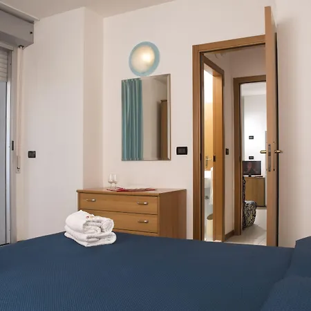 Azzurra 4* Rímini