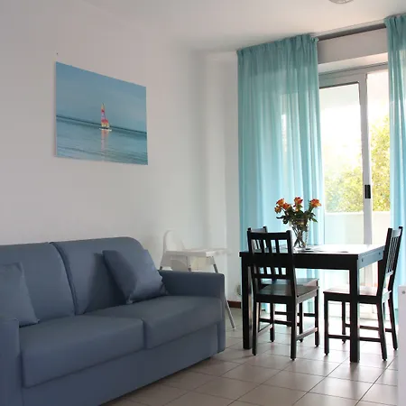 Azzurra Lejlighedshotel