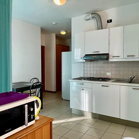 Aparthotel Azzurra 4*