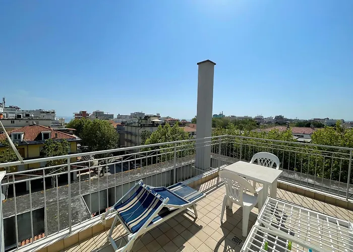 Апарт-отель Azzurra 4*