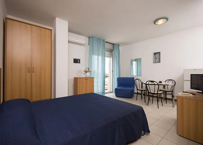 Апарт-отель Azzurra 4*